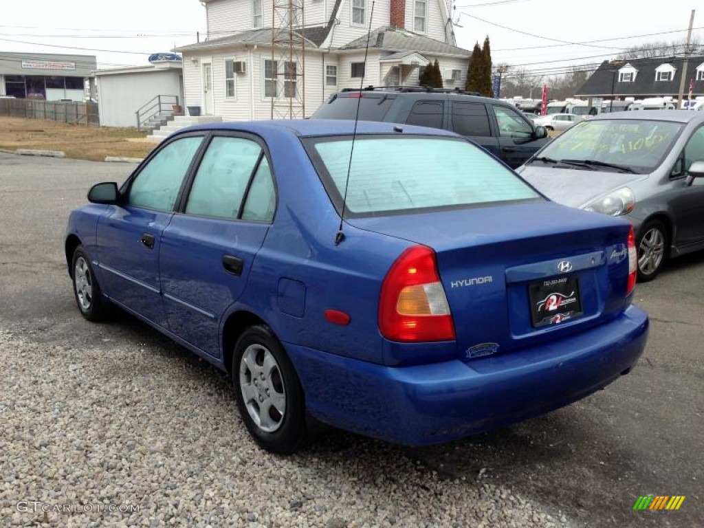 2002 Accent GL Sedan - Coastal Blue / Gray photo #4