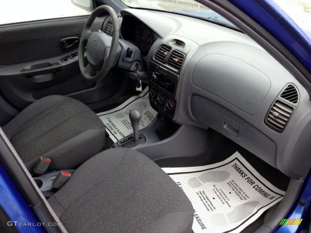 2002 Accent GL Sedan - Coastal Blue / Gray photo #14