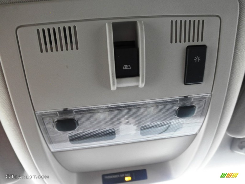 2013 GMC Sierra 2500HD SLE Extended Cab 4x4 Controls Photos