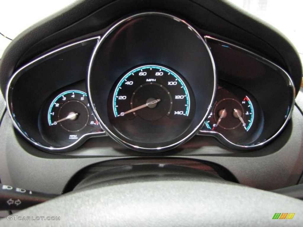 2011 Chevrolet Malibu LT Gauges Photo #78303040