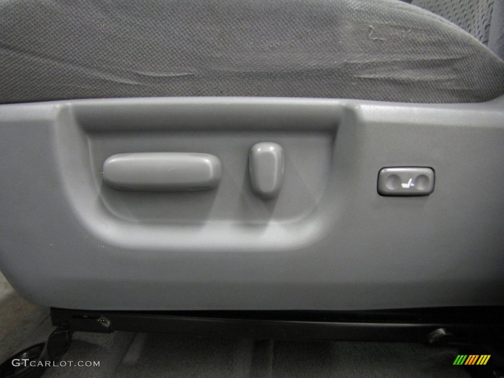 2010 Tundra Double Cab 4x4 - Silver Sky Metallic / Graphite Gray photo #11