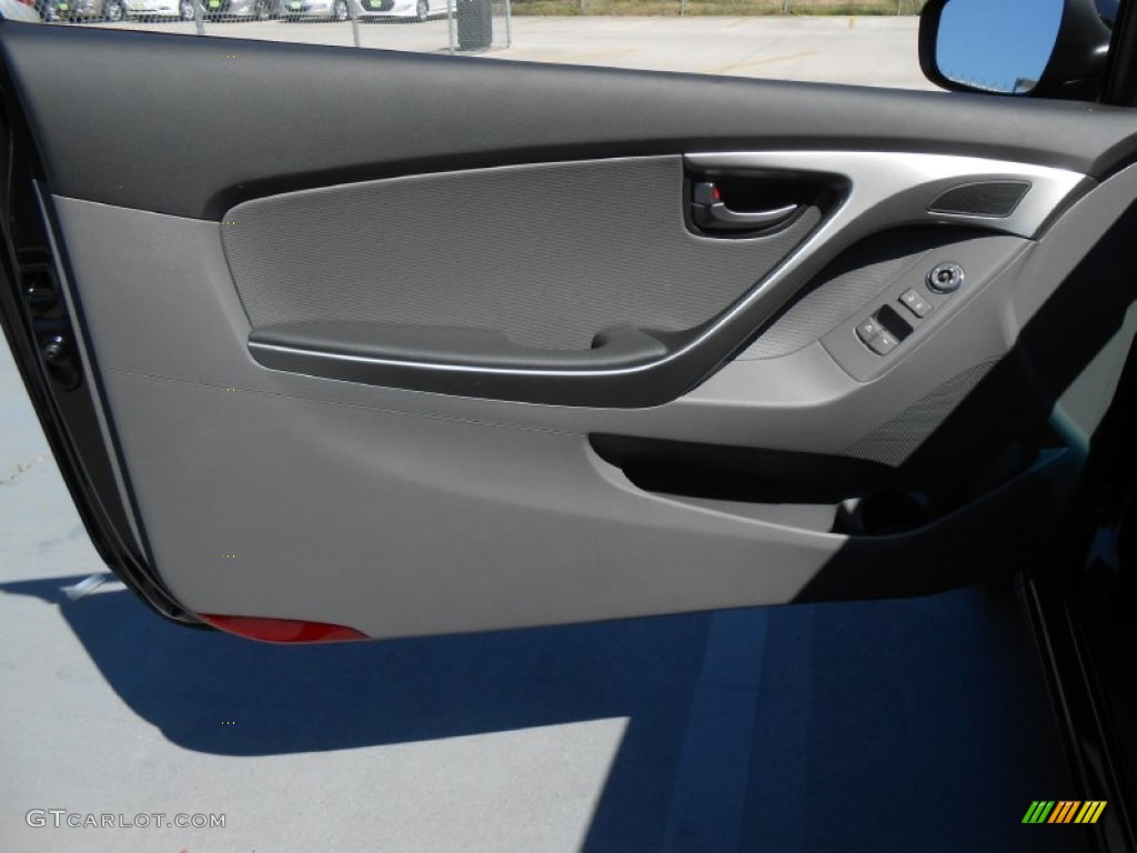 2013 Elantra Coupe SE - Black Noir Pearl / Gray photo #17