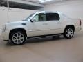 White Diamond - Escalade EXT Luxury AWD Photo No. 4