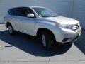 Classic Silver Metallic 2013 Toyota Highlander 