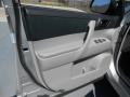 2013 Classic Silver Metallic Toyota Highlander   photo #21