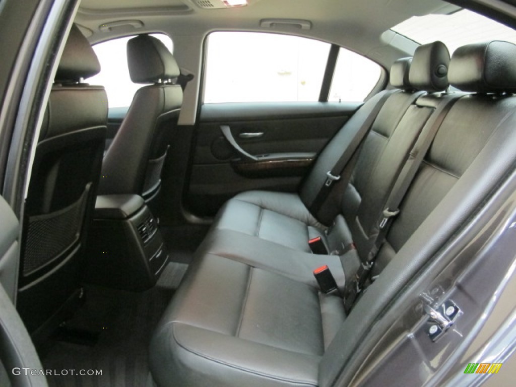 2007 BMW 3 Series 335xi Sedan Rear Seat Photo #78304866