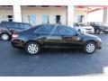 Black - Camry XLE Photo No. 8