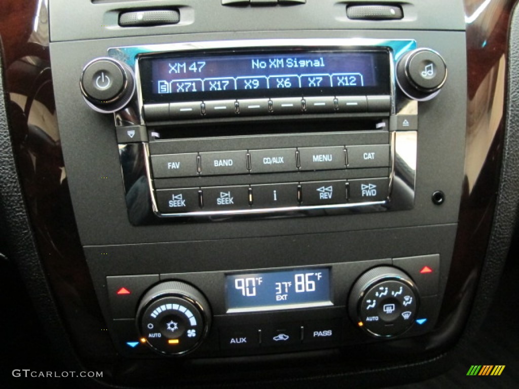 2007 Cadillac DTS Sedan Controls Photo #78307783