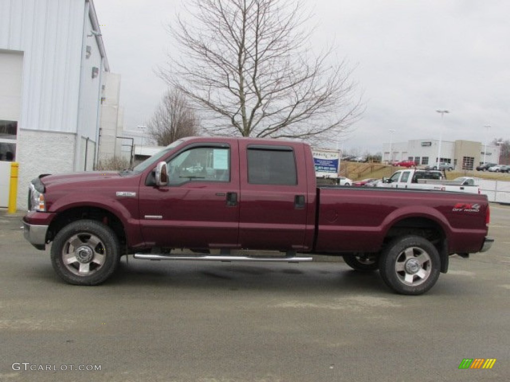 2007 F350 Super Duty Lariat Outlaw Crew Cab 4x4 - Dark Toreador Red Metallic / Medium Flint photo #3