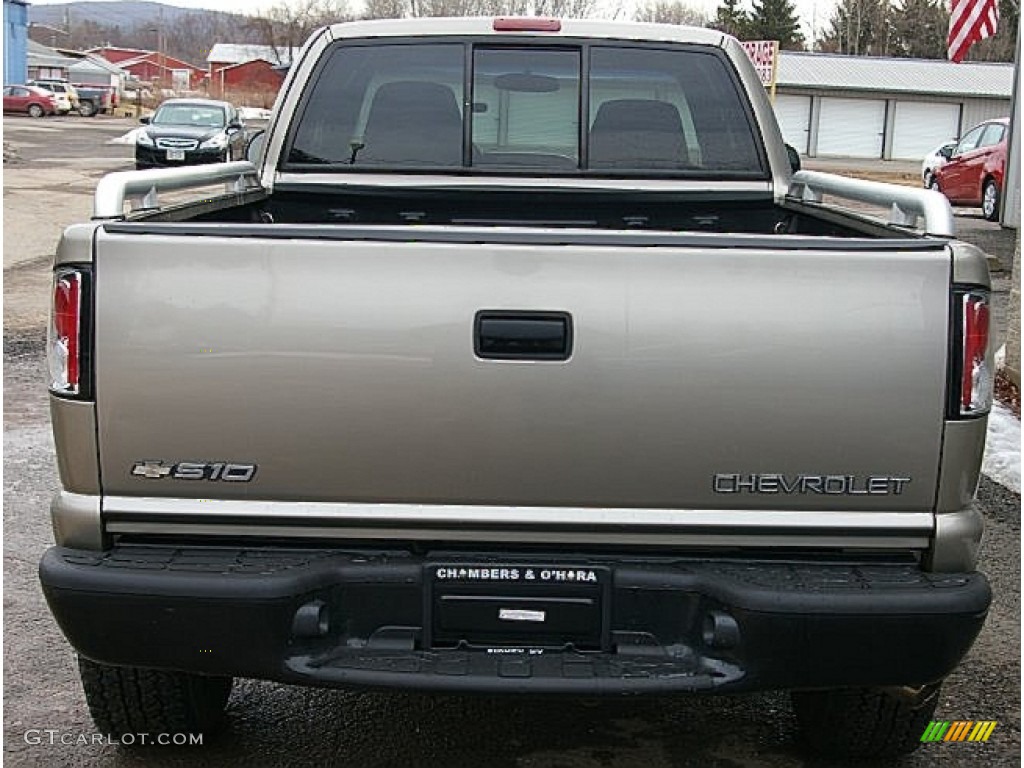 2003 S10 ZR2 Extended Cab 4x4 - Light Pewter Metallic / Graphite photo #5