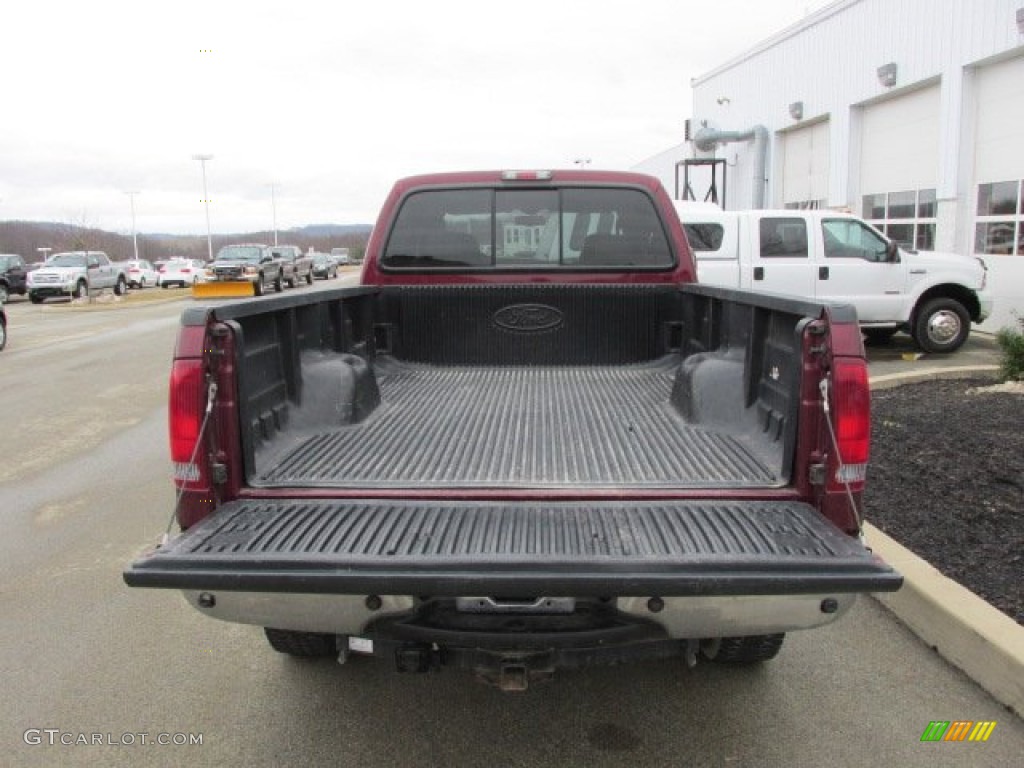 2007 F350 Super Duty Lariat Outlaw Crew Cab 4x4 - Dark Toreador Red Metallic / Medium Flint photo #7