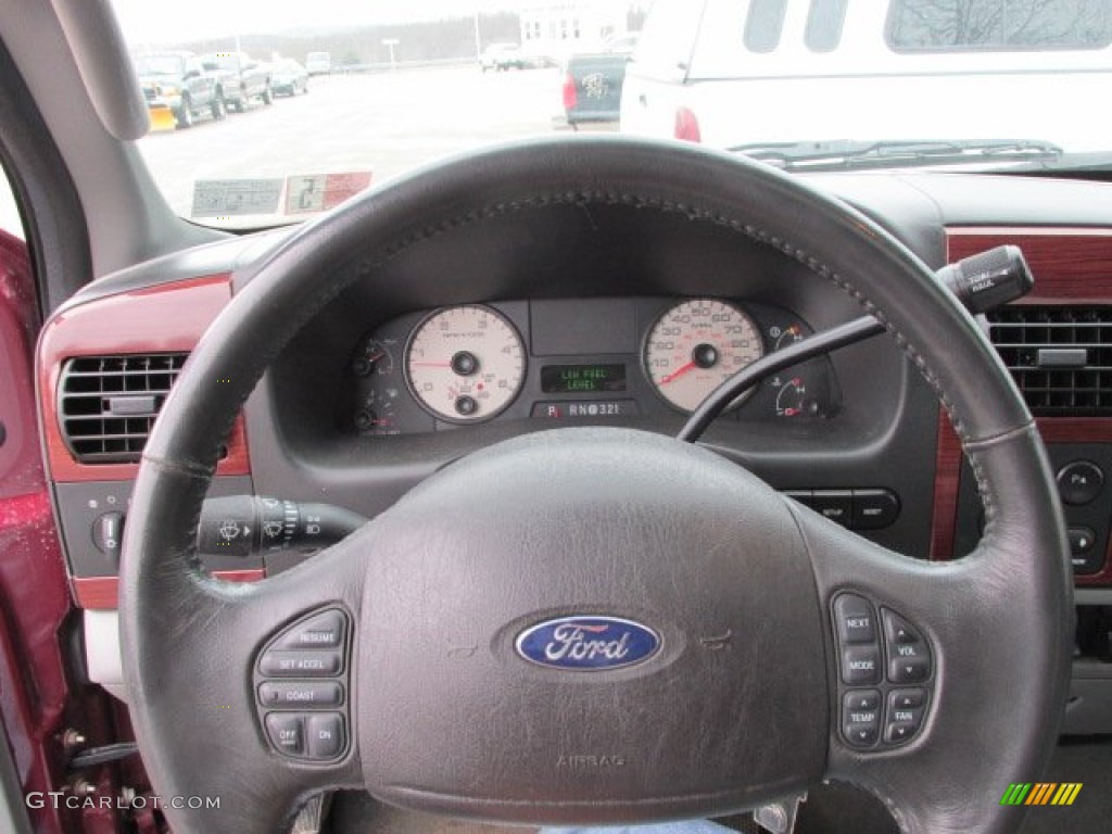 2007 F350 Super Duty Lariat Outlaw Crew Cab 4x4 - Dark Toreador Red Metallic / Medium Flint photo #18