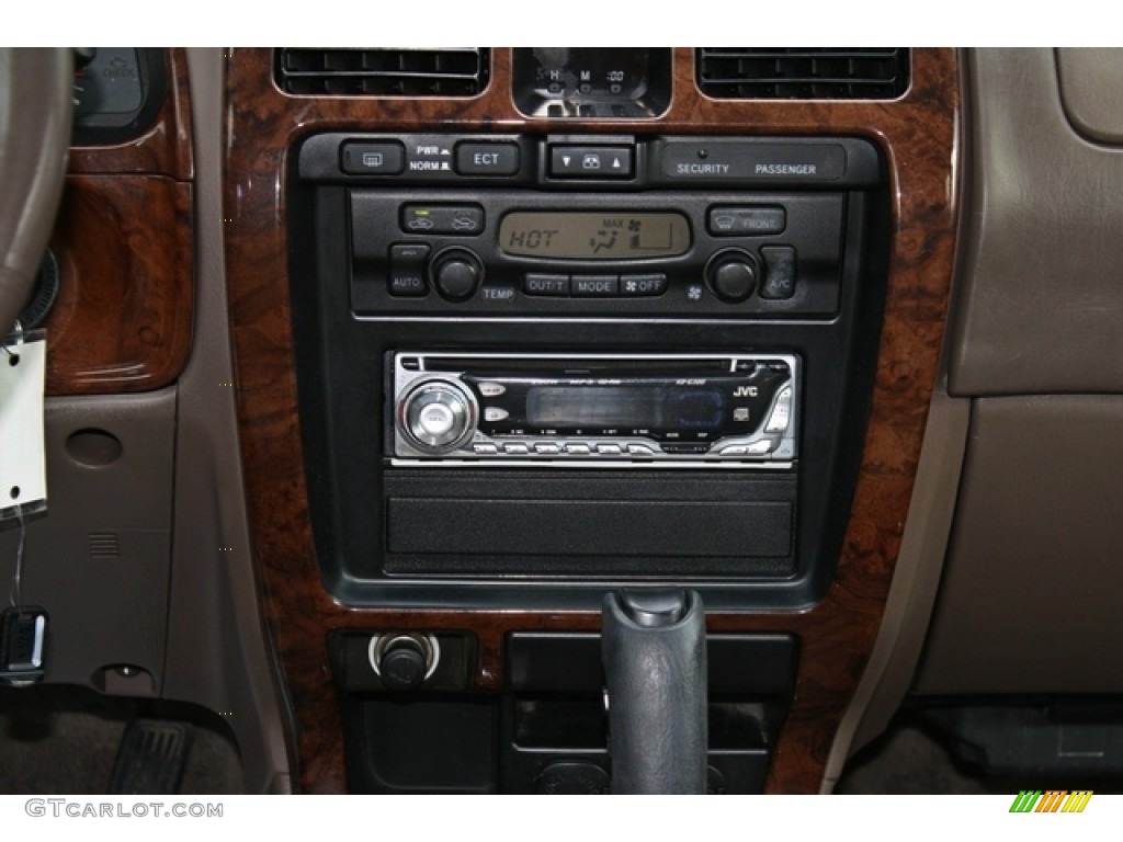 1999 Toyota 4Runner Limited 4x4 Controls Photos