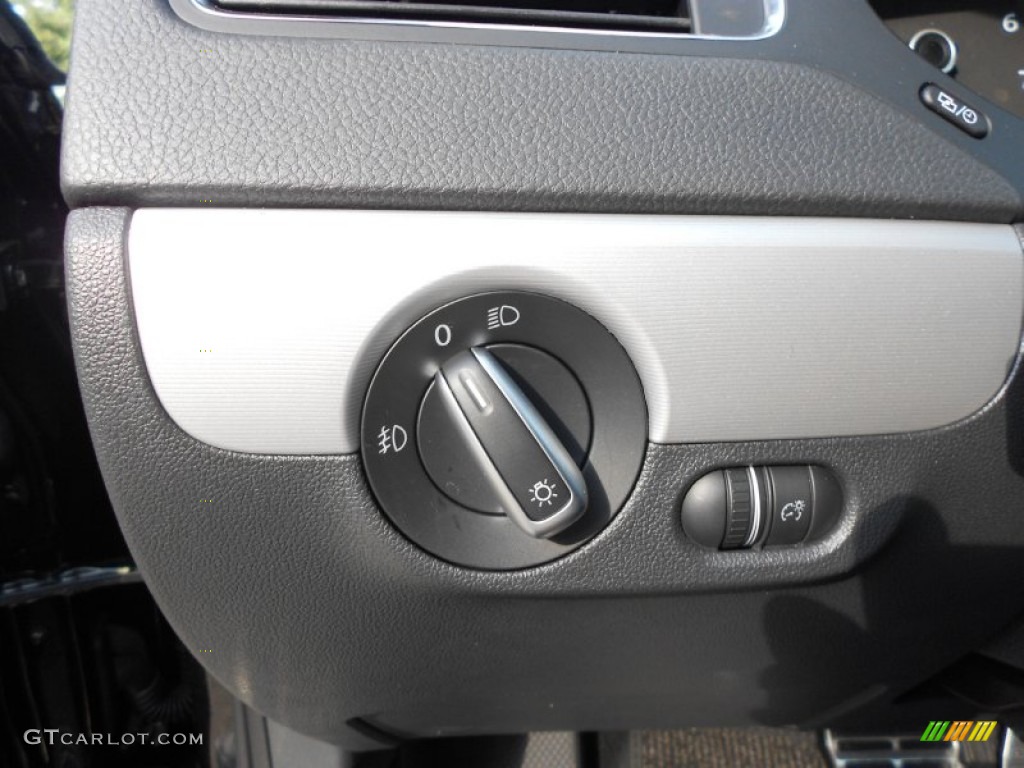 2013 Volkswagen Jetta GLI Autobahn Controls Photo #78314092