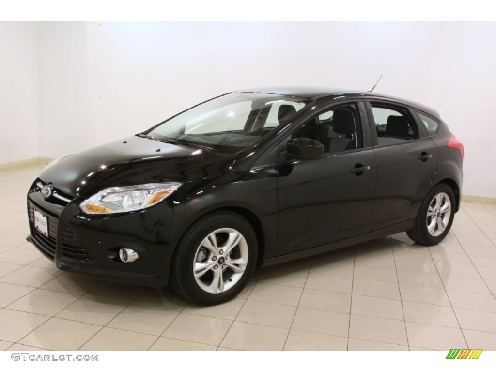 2012 Focus SE Sport 5-Door - Black / Two-Tone Sport photo #3