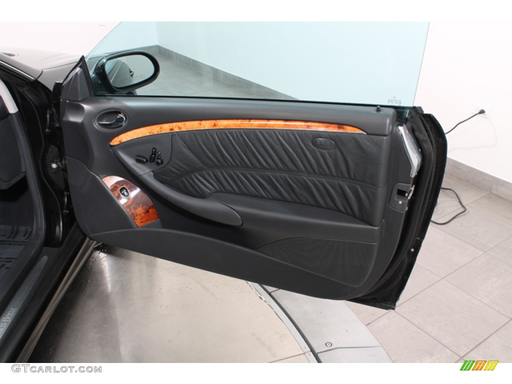 2005 Mercedes-Benz CLK 500 Coupe Charcoal Door Panel Photo #78314359