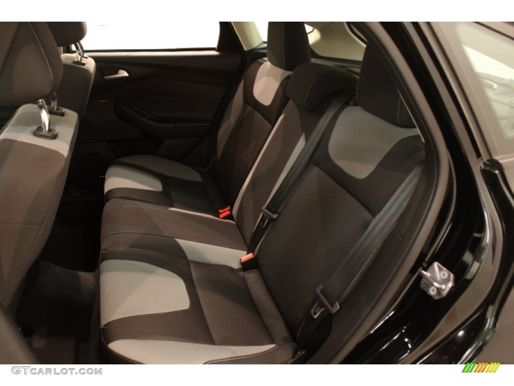 2012 Focus SE Sport 5-Door - Black / Two-Tone Sport photo #12