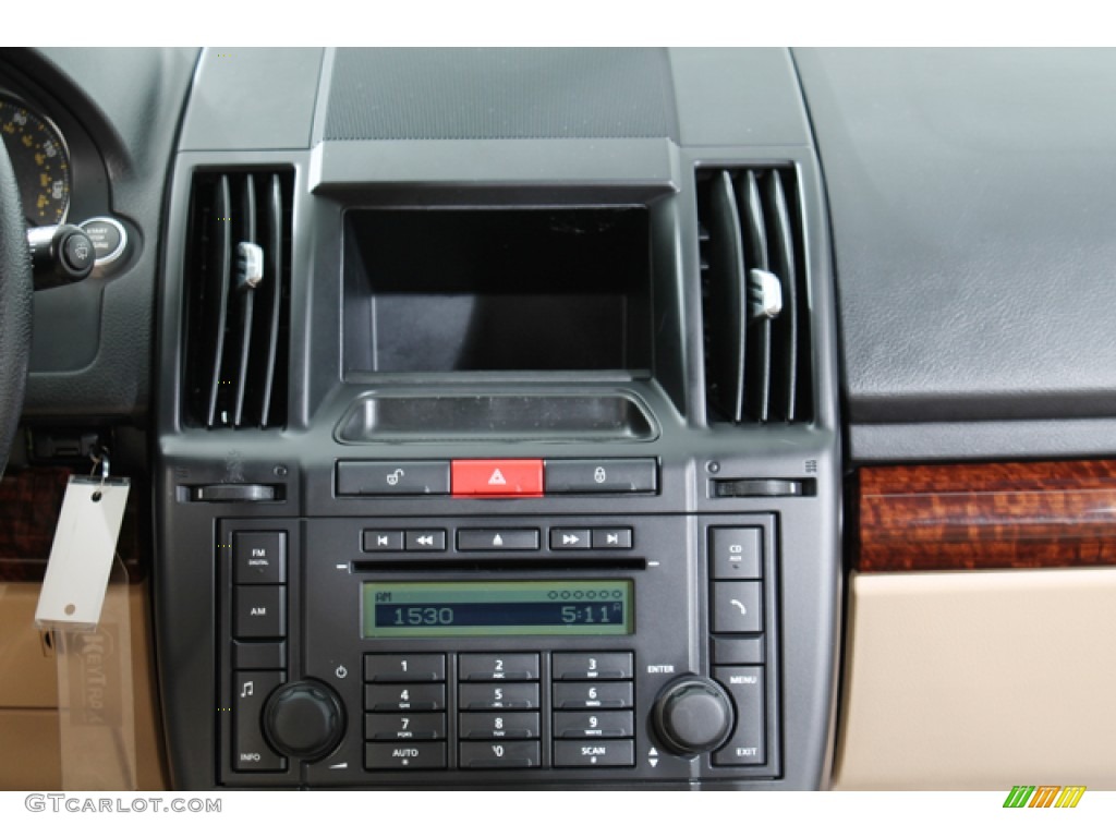 2008 Land Rover LR2 SE Controls Photo #78315634