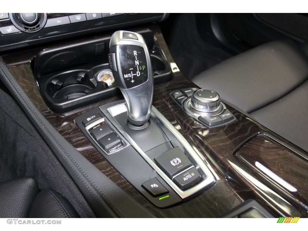 2012 BMW 5 Series 550i Sedan Transmission Photos