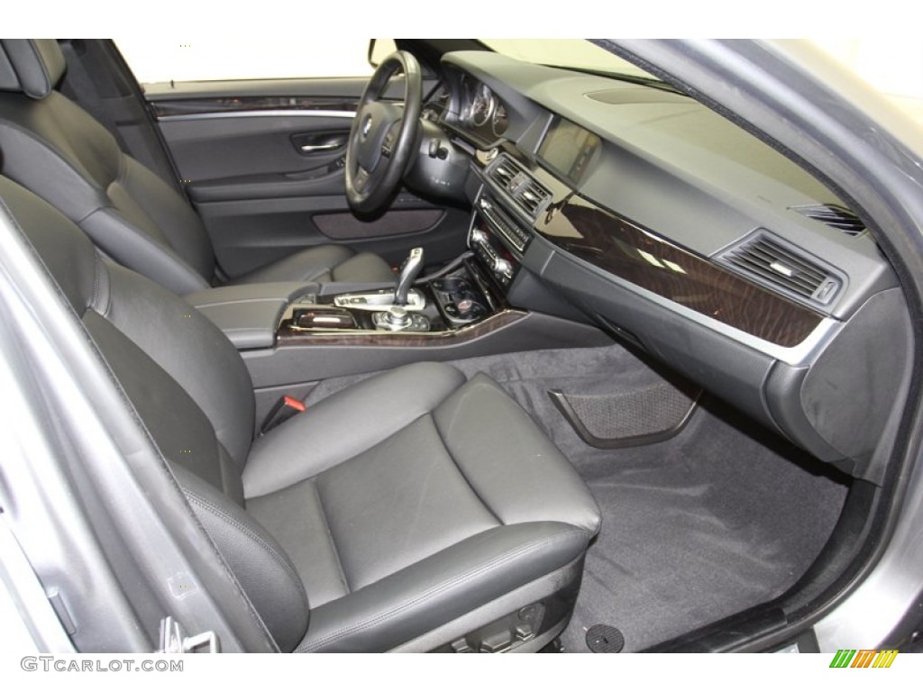 2012 BMW 5 Series 550i Sedan Front Seat Photos