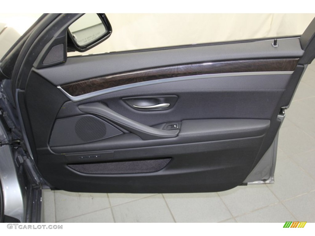 2012 BMW 5 Series 550i Sedan Door Panel Photos