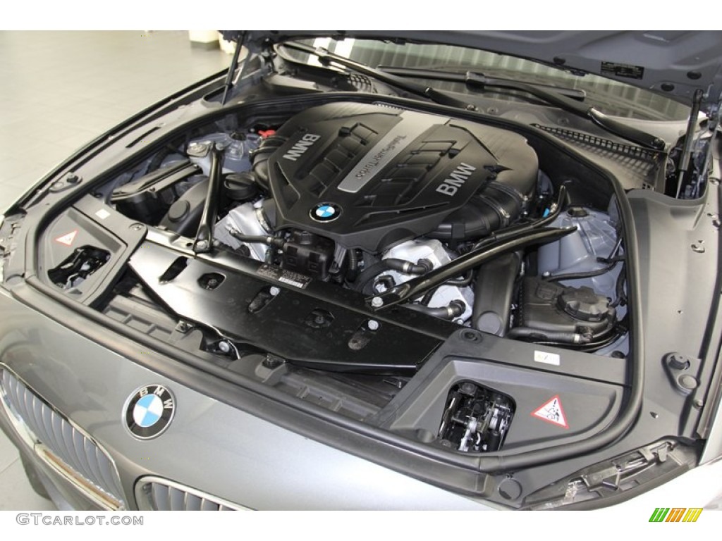 2012 BMW 5 Series 550i Sedan 4.4 Liter DI TwinPower Turbocharged DOHC 32-Valve VVT V8 Engine Photo #78316069
