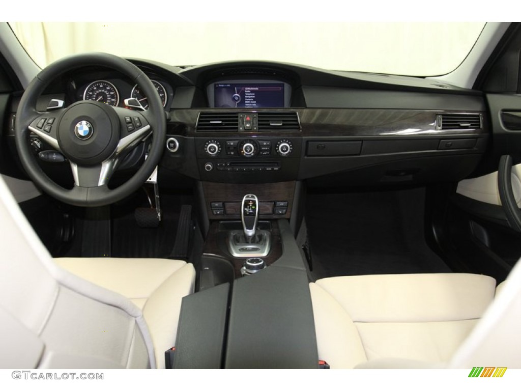 2010 BMW 5 Series 535i Sedan Dashboard Photos