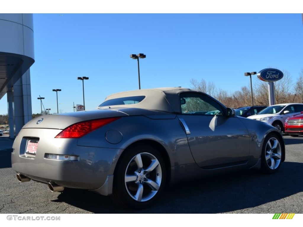 2007 350Z Touring Roadster - Carbon Silver Metallic / Frost photo #3