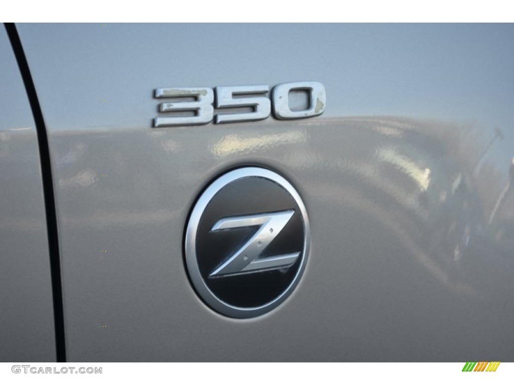 2007 Nissan 350Z Touring Roadster Marks and Logos Photos