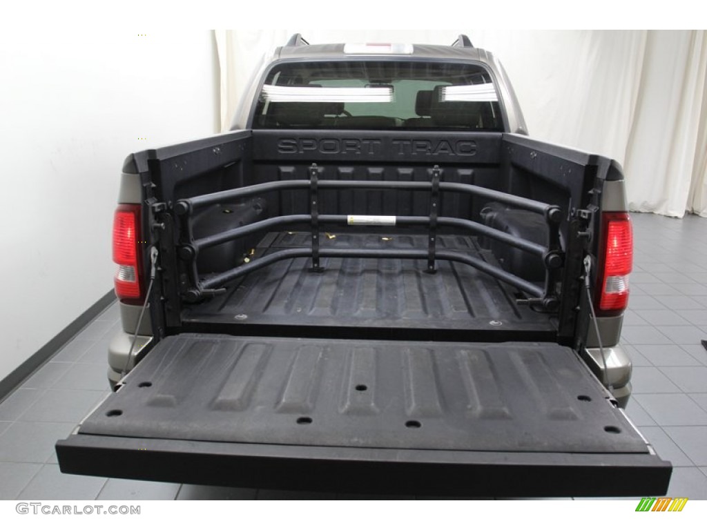 2007 Explorer Sport Trac Limited - Mineral Grey Metallic / Camel photo #36