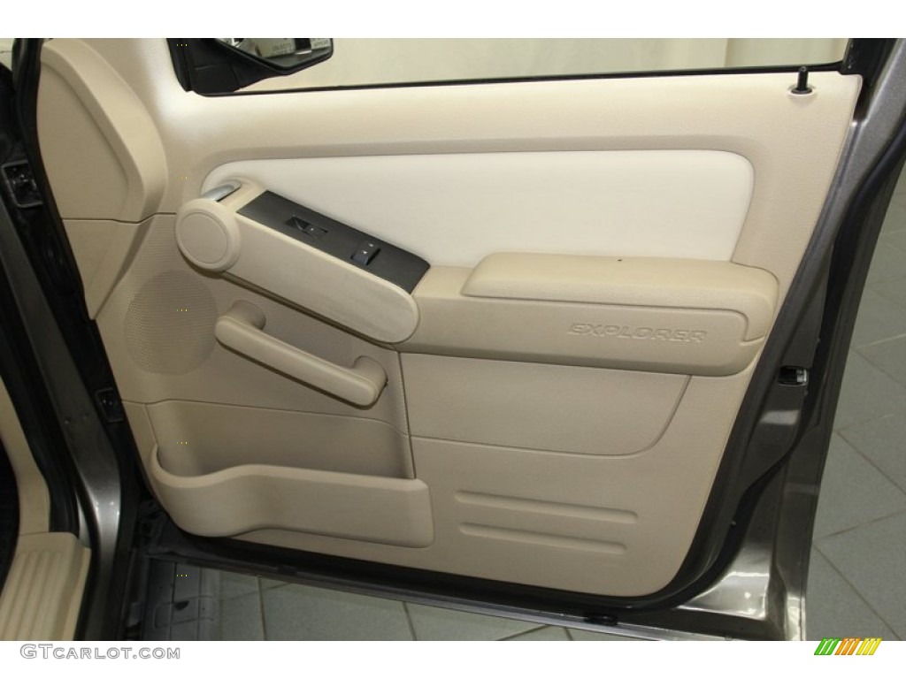 2007 Explorer Sport Trac Limited - Mineral Grey Metallic / Camel photo #42