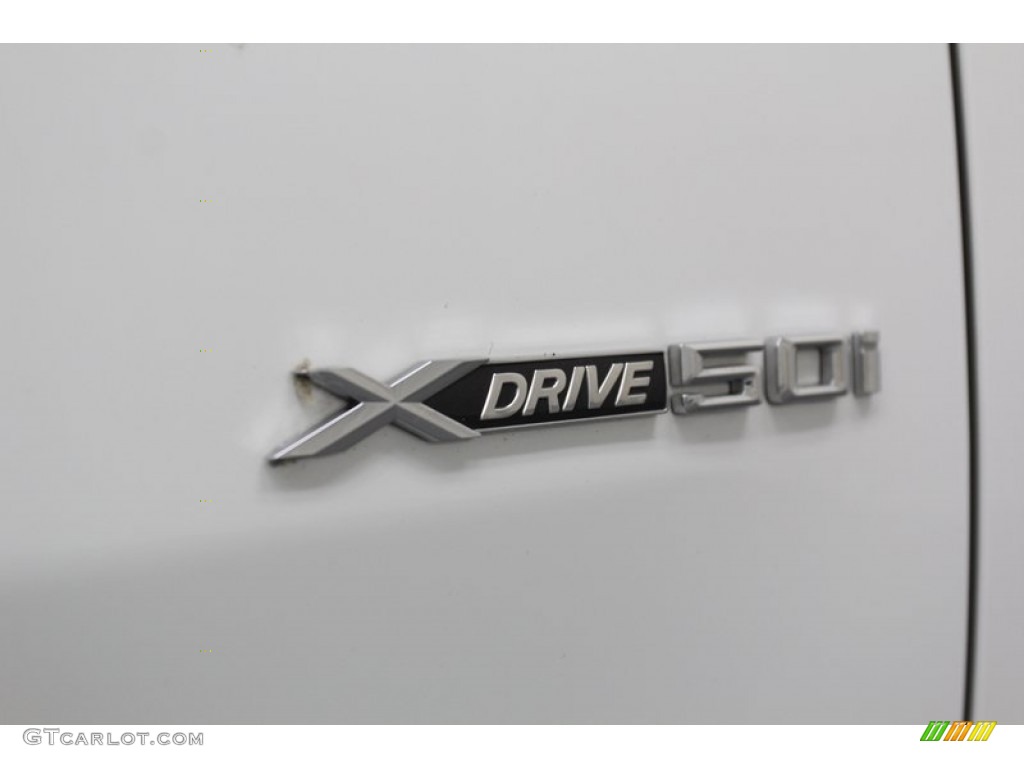 2012 BMW X6 xDrive50i Marks and Logos Photos