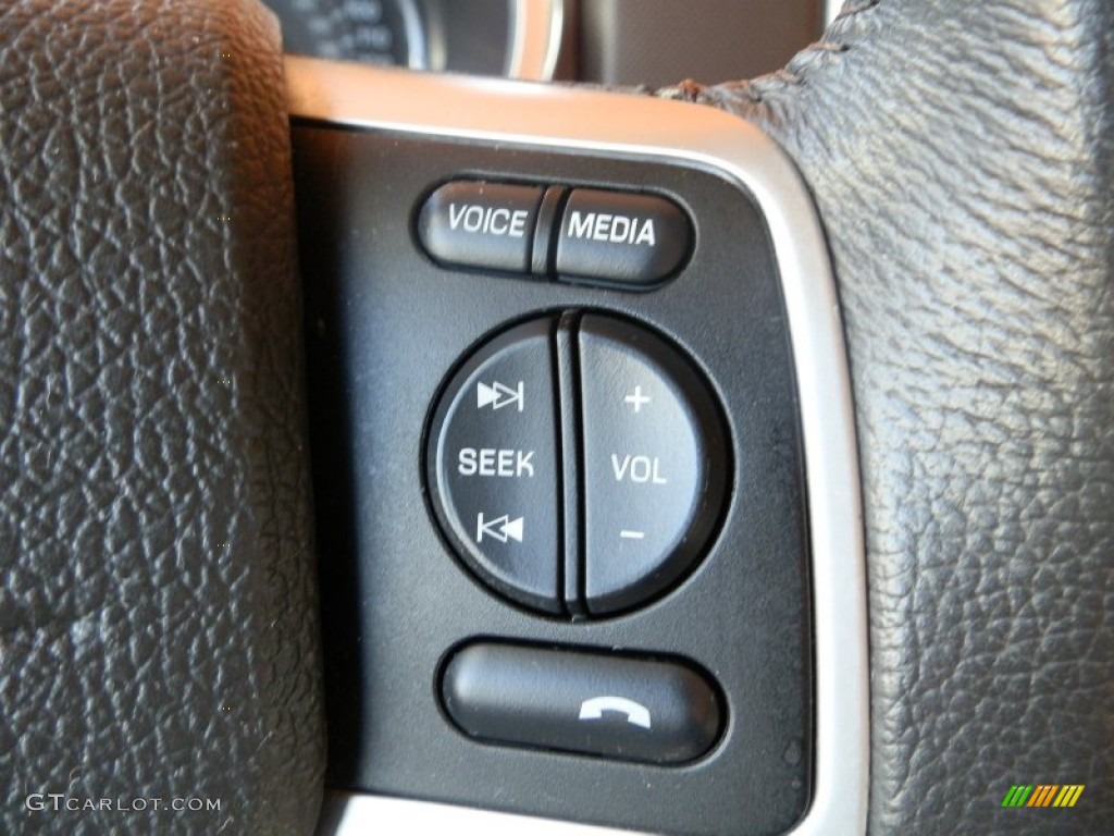 2010 Mercury Mountaineer V6 Premier AWD Controls Photo #78320657