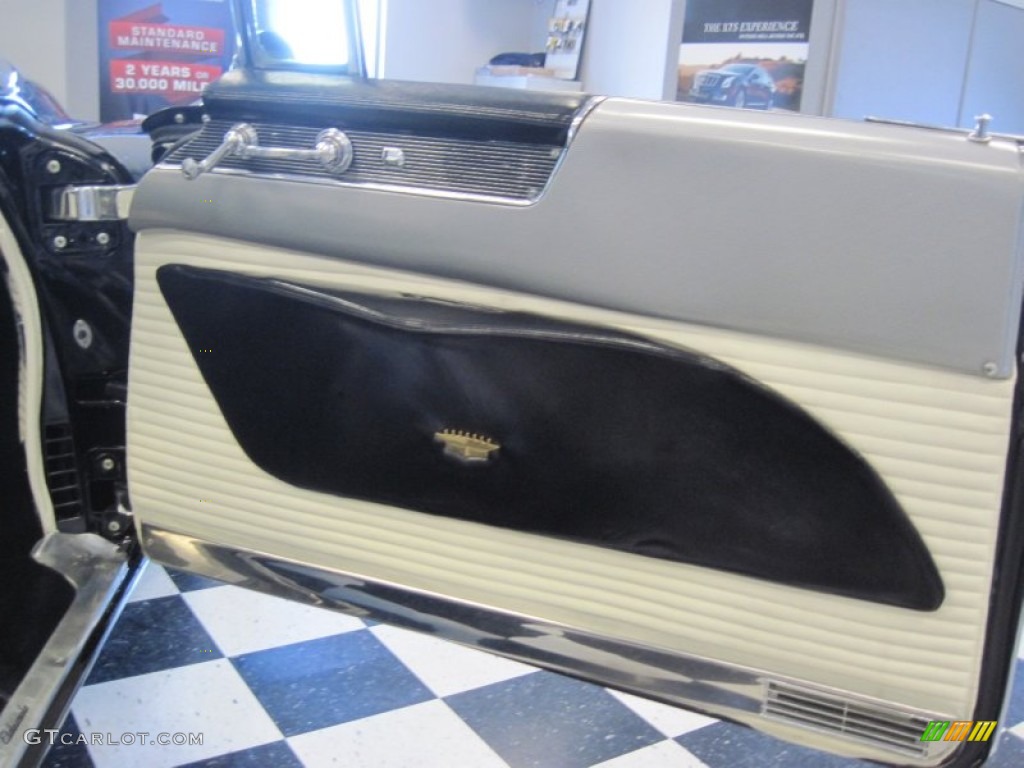 1954 Cadillac Eldorado Standard Eldorado Model Door Panel Photos
