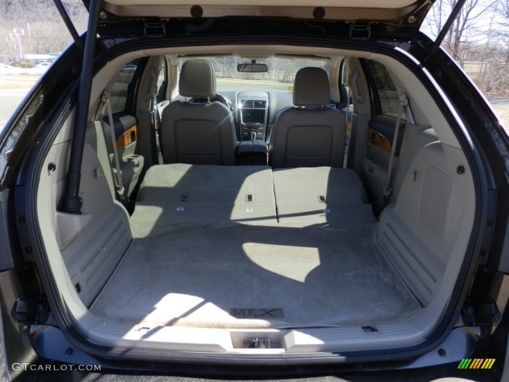 2011 Lincoln MKX AWD Trunk Photo #78321408