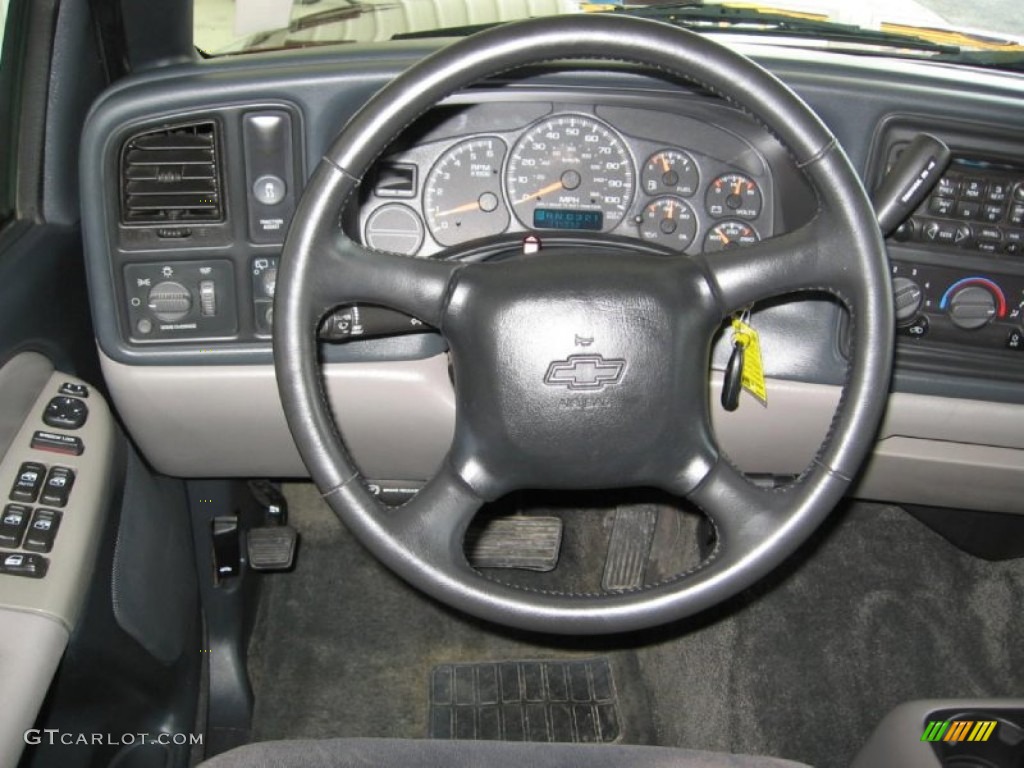 2002 Suburban 1500 LS - Redfire Metallic / Graphite/Medium Gray photo #11