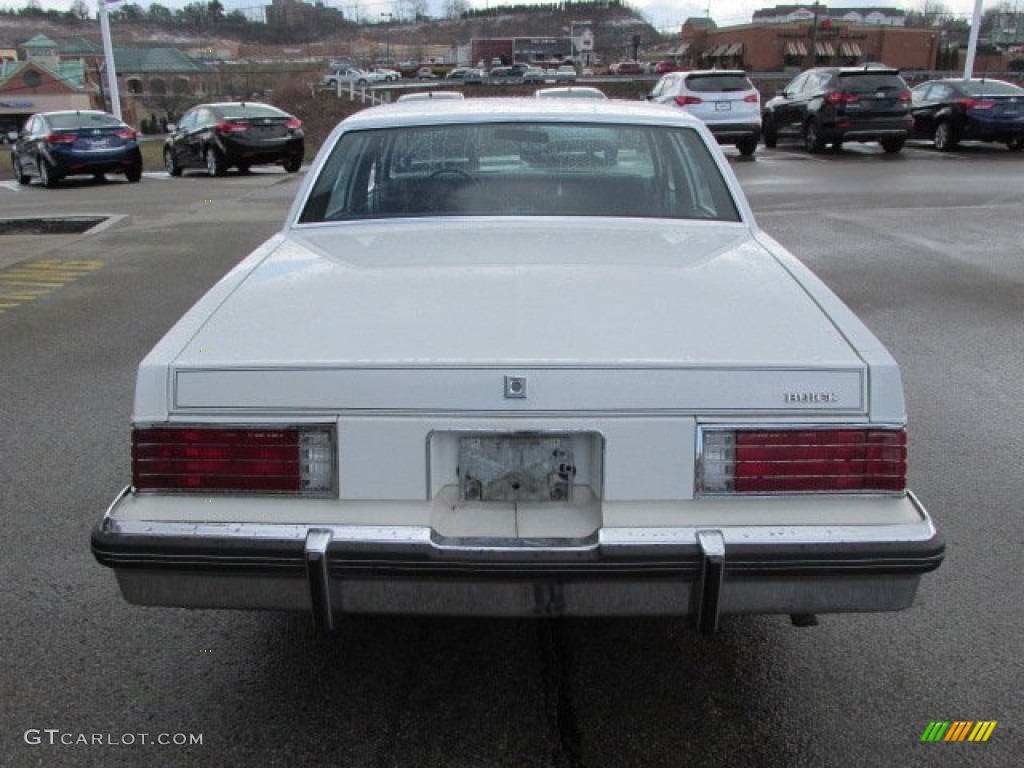 1983 LeSabre Custom Sedan - White / Dark Blue photo #8