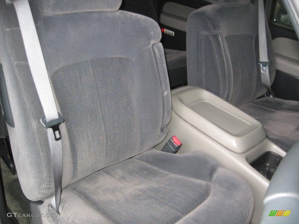 2002 Suburban 1500 LS - Redfire Metallic / Graphite/Medium Gray photo #23
