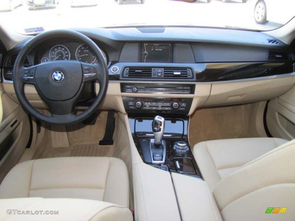 2011 BMW 5 Series 528i Sedan Venetian Beige Dashboard Photo #78326500