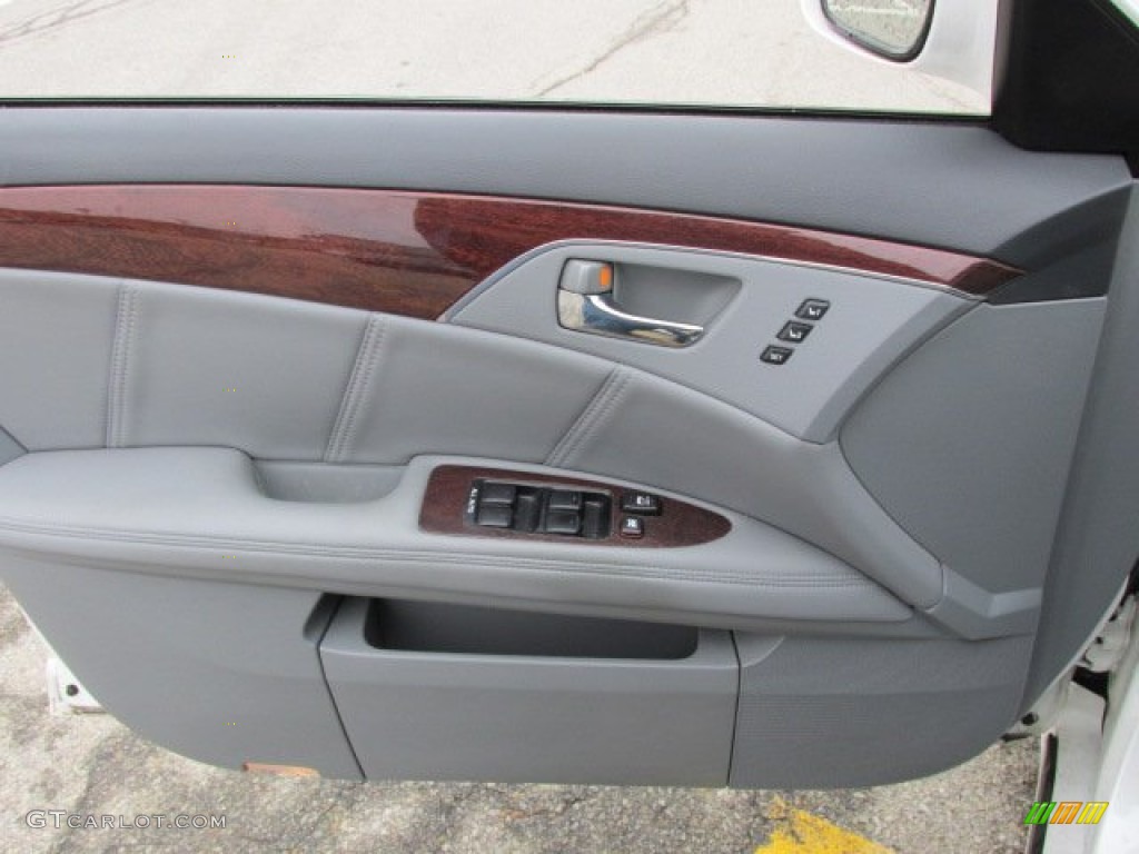 2010 Toyota Avalon Limited Light Gray Door Panel Photo #78327918