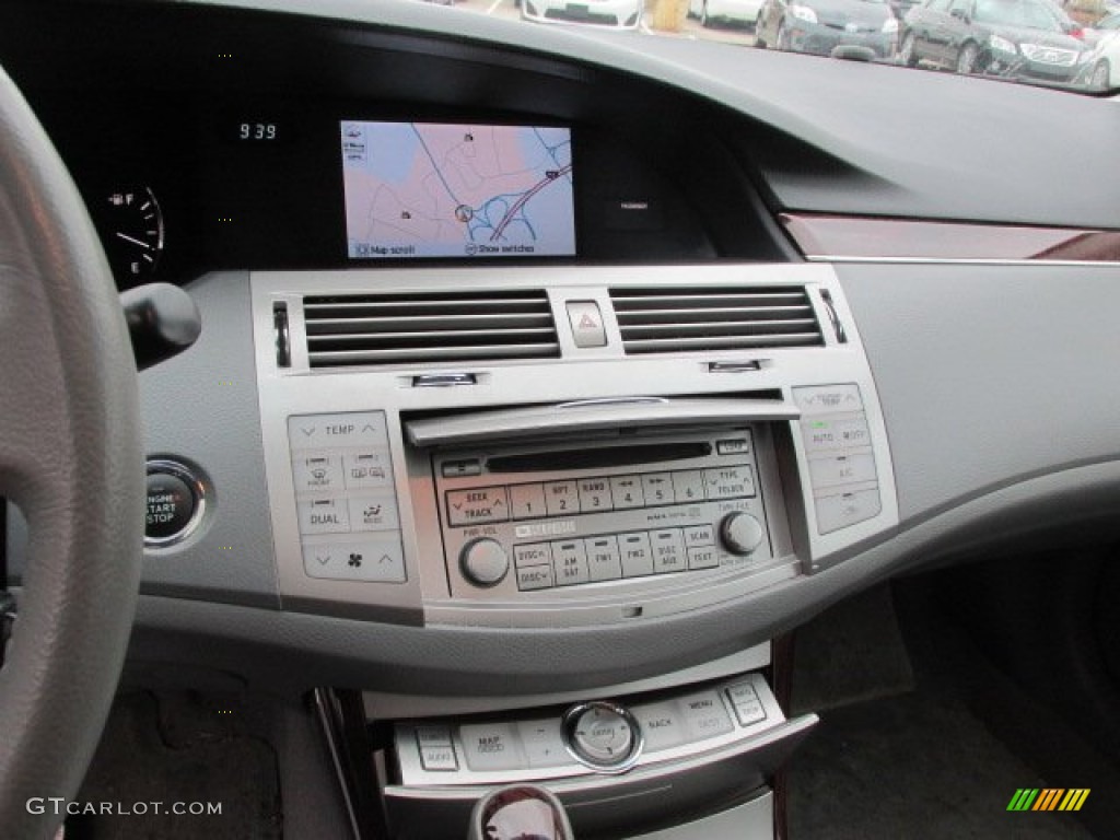 2010 Toyota Avalon Limited Controls Photo #78327940
