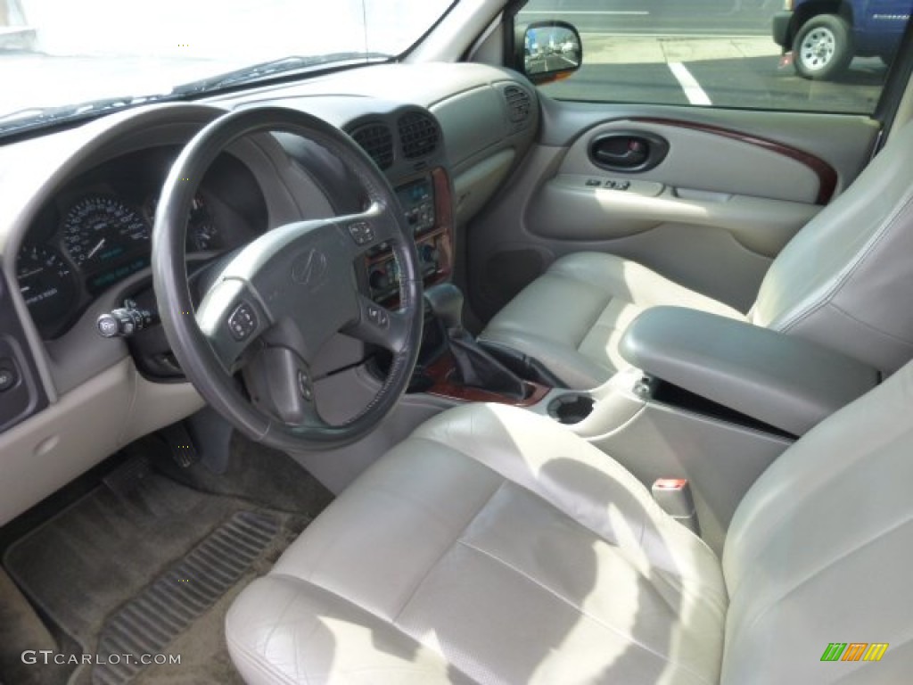 2003 Bravada AWD - Arctic White / Pewter photo #17