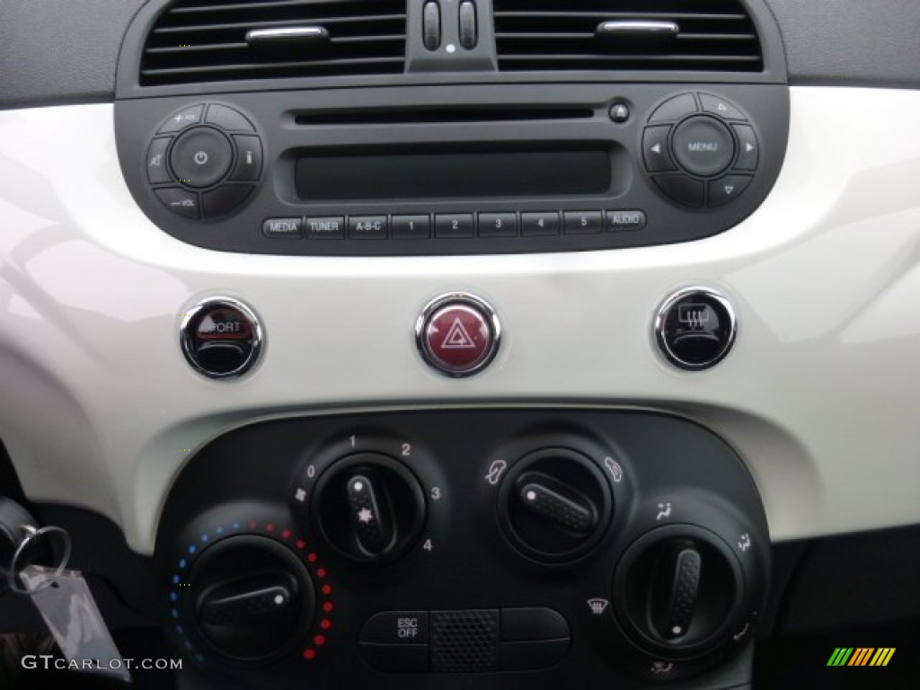 2012 Fiat 500 Pop Controls Photo #78330228