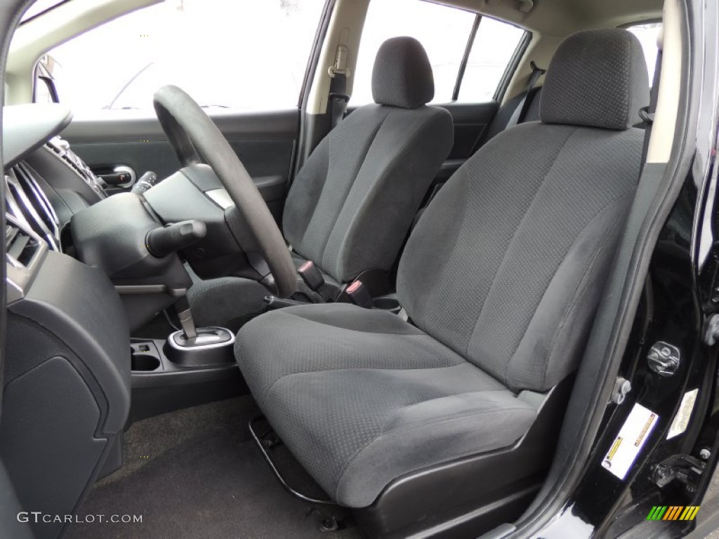 Charcoal Interior 2011 Nissan Versa 1.8 S Hatchback Photo #78331518