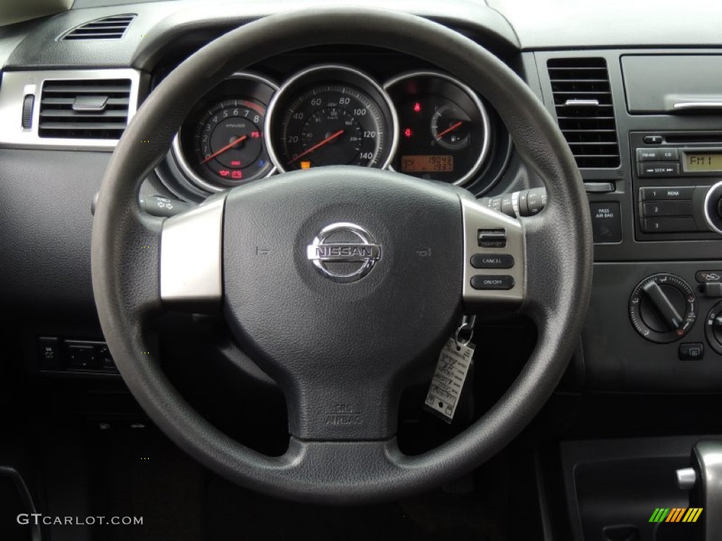 2011 Nissan Versa 1.8 S Hatchback Charcoal Steering Wheel Photo #78331608