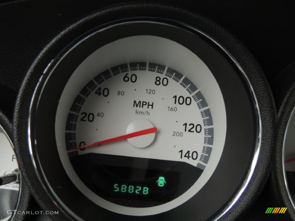 2010 Charger SXT - Bright Silver Metallic / Dark Slate Gray photo #18