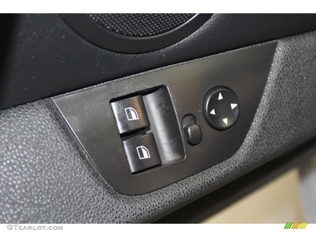 2007 BMW Z4 3.0si Roadster Controls Photo #78332520