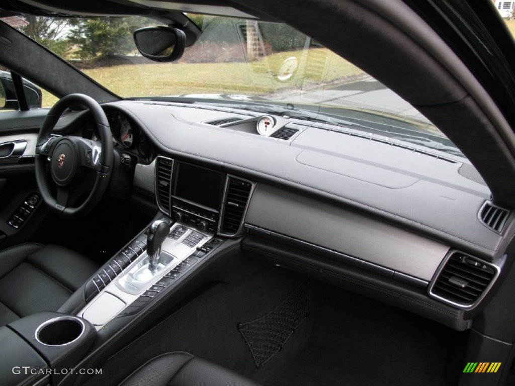 2010 Porsche Panamera Turbo Black Dashboard Photo #78333229