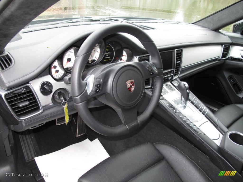Black Interior 2010 Porsche Panamera Turbo Photo #78333249