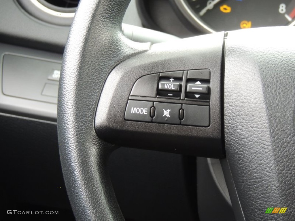 2011 MAZDA3 i Sport 4 Door - Black Mica / Black photo #19